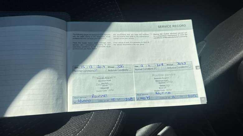 Peugeot 208 1.2 PureTech Allure Premium 5dr Petrol Hatchback